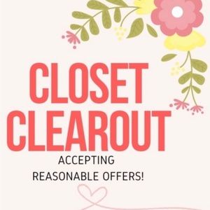 ACCEPTING ALL REASONABLE OFFERS💗🌸